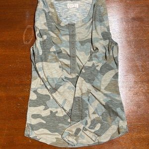 Maurices camo long sleeve